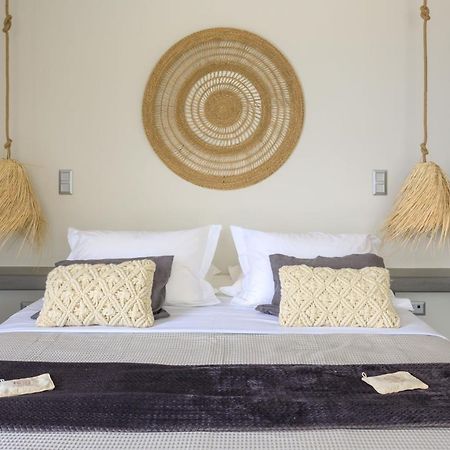 Iliades Luxury Boutique Suites Mpatsi Eksteriør billede