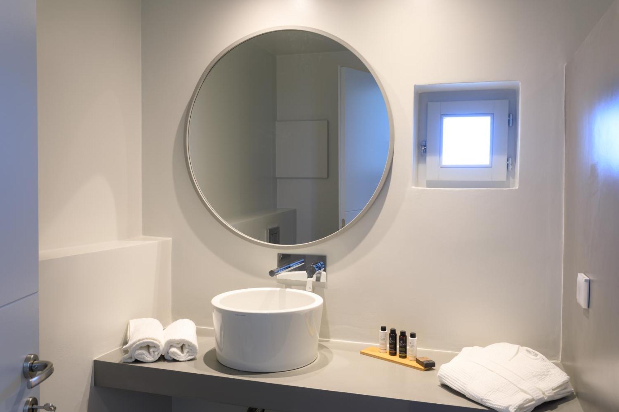Iliades Luxury Boutique Suites Mpatsi Værelse billede